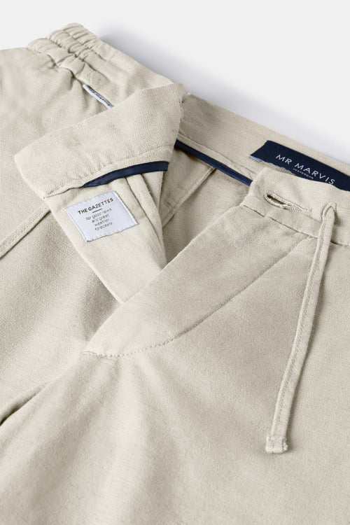 beige men's linen shorts with a zip pocket | MR MARVIS