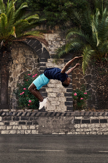 Aquaramas * The Originals turquoise blue stretch cotton men's shorts with a zip pocket | MR MARVIS