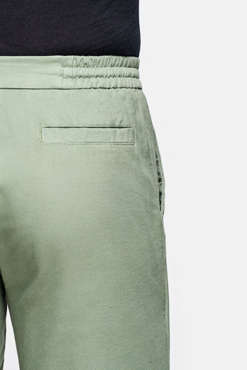 Defenders * The Short Linens green men's linen shorts with a zip pocket | MR MARVIS
