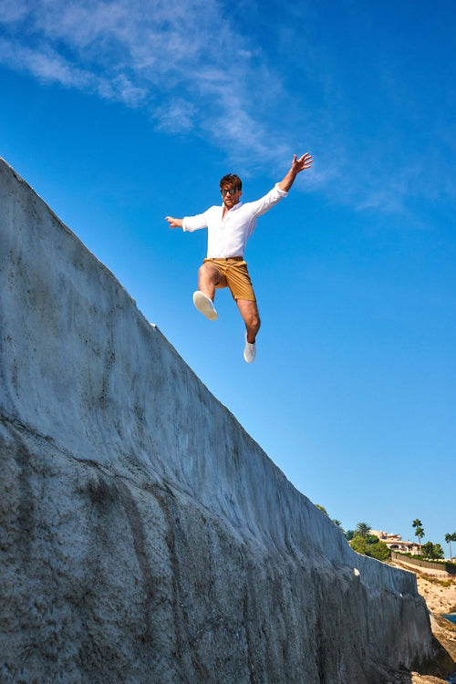 dark khaki stretch cotton men's shorts with a zip pocket | MR MARVIS