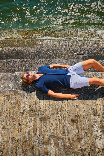 Catamarans * The Short Seersuckers dark blue and white striped lightweight men's shorts | MR MARVIS
