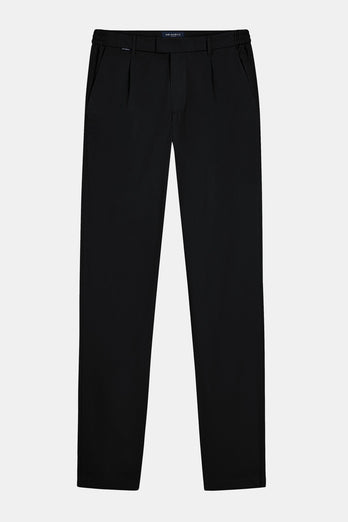 Blackjacks * The Classic Chinos