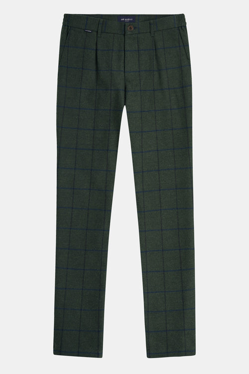 Holmes * The Flannels