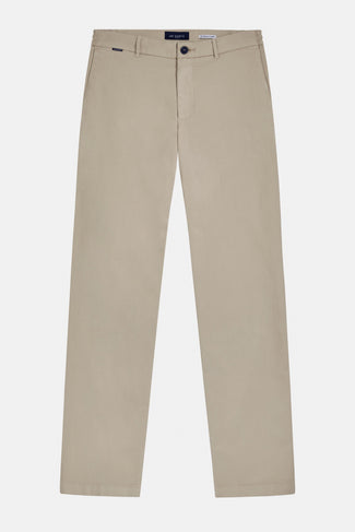 Baristas * The Straight Fit Chinos