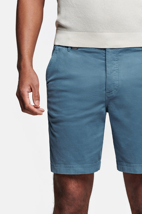 blue stretch cotton men's shorts with a zip pocket | MR MARVIS