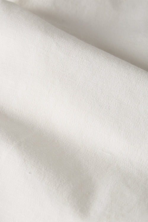 off white men's linen shorts with a zip pocket | MR MARVIS