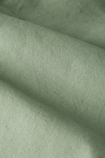 green men's linen shorts with a zip pocket | MR MARVIS