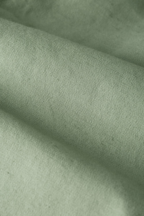 green men's linen shorts with a zip pocket | MR MARVIS