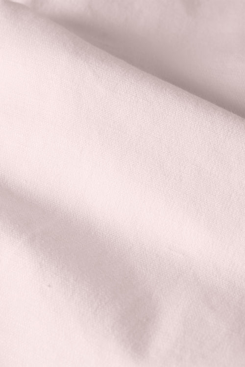 light pink men's linen shorts with a zip pocket | MR MARVIS