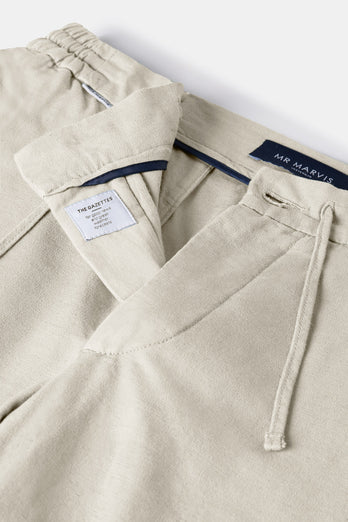 beige men's linen shorts with a zip pocket | MR MARVIS
