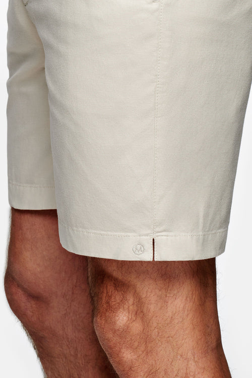 beige men's linen shorts with a zip pocket | MR MARVIS