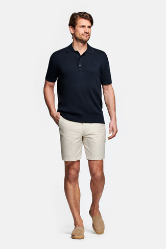 beige men's linen shorts with a zip pocket | MR MARVIS