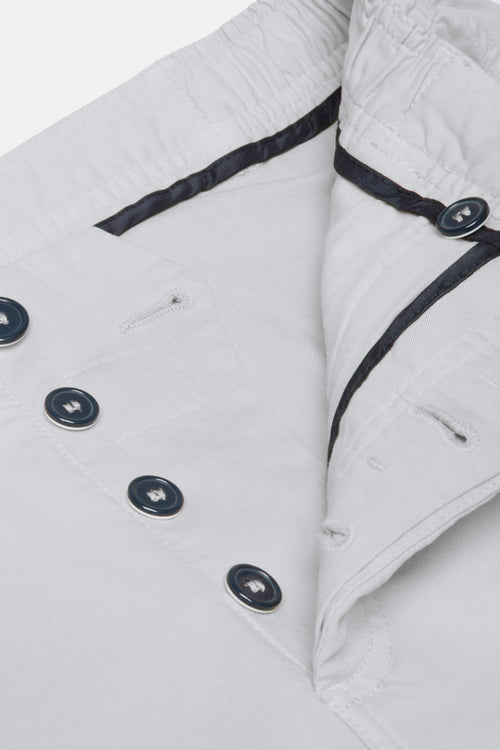 light grey stretch cotton men's shorts with a zip pocket | MR MARVIS