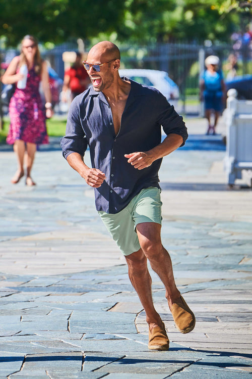 light green stretch cotton men's shorts with a zip pocket | MR MARVIS