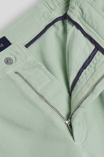 light green organic cotton men's shorts with a zip pocket | MR MARVIS
